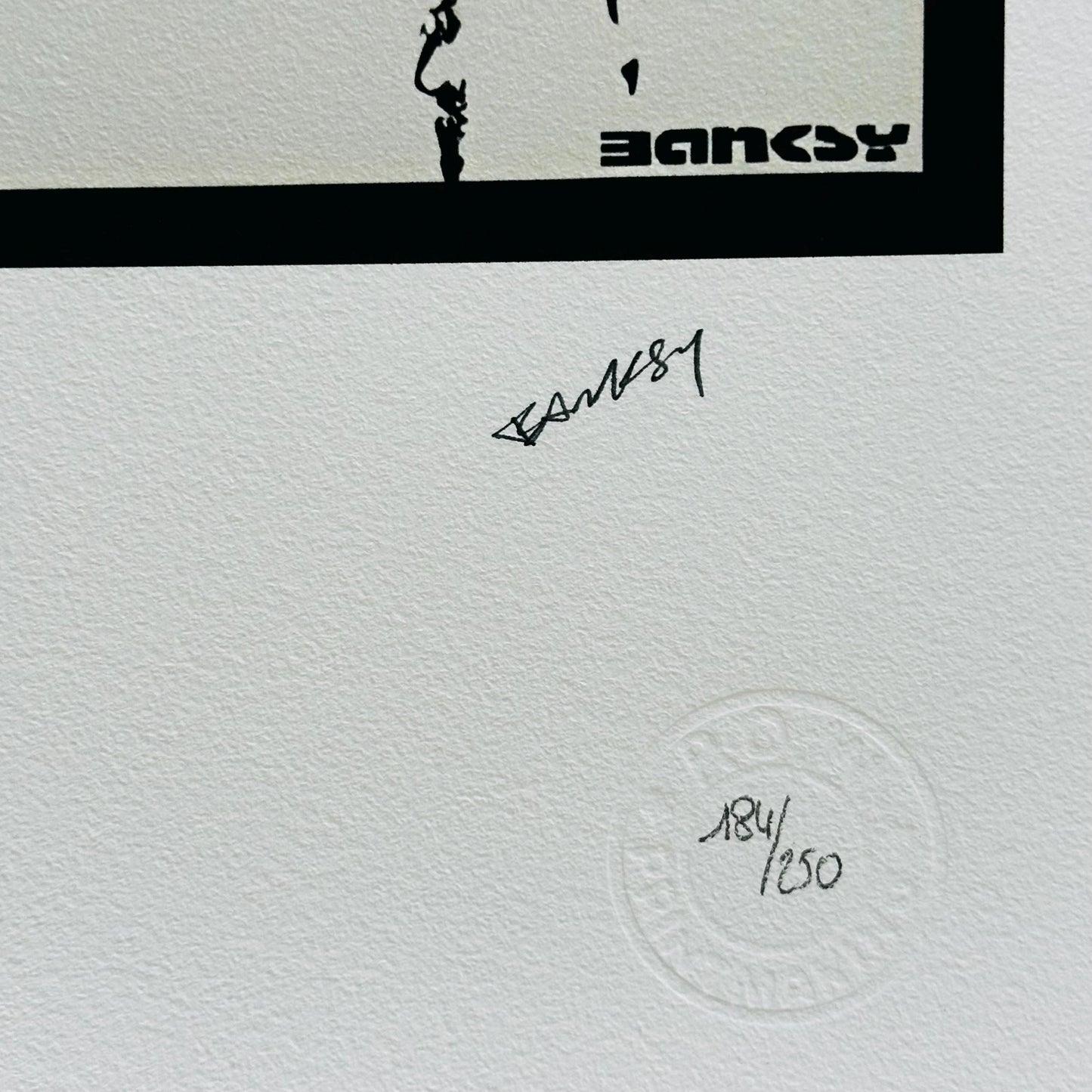 Genummerde editie BANKSY HMV Gesigneerd - certificaat - Wall Art, Grafitti Art, Lithograph, Stencil Art